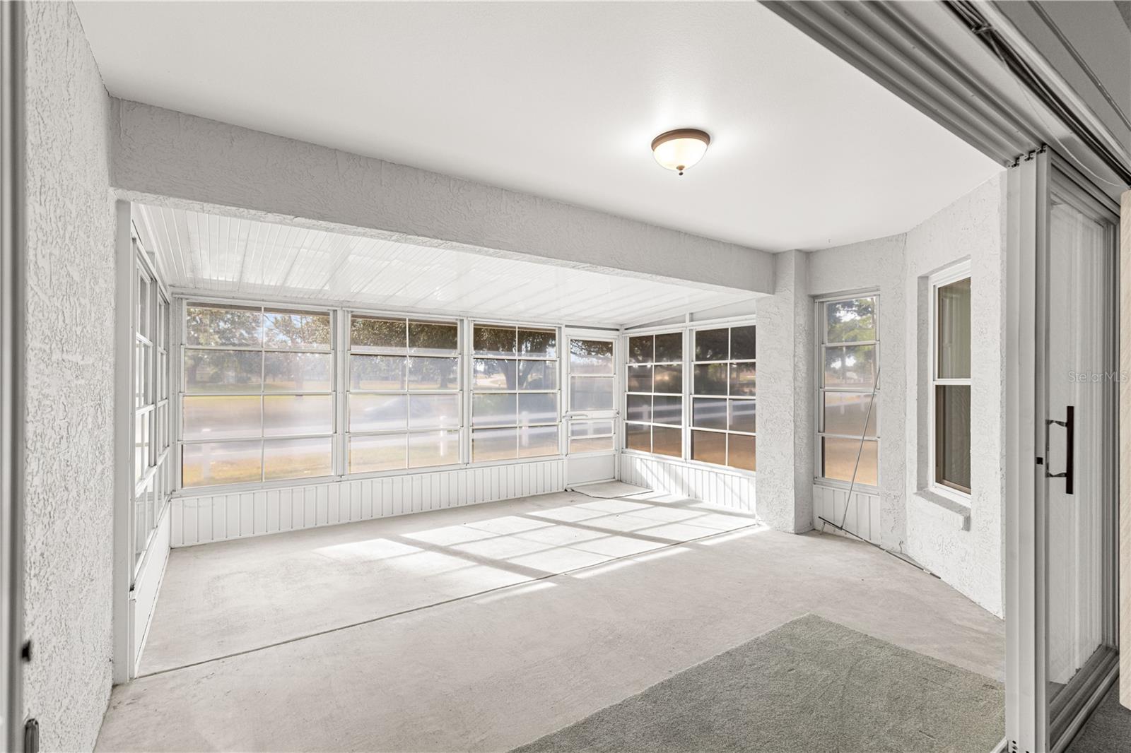 Image 16 of 46 For 9614 93rd Loop