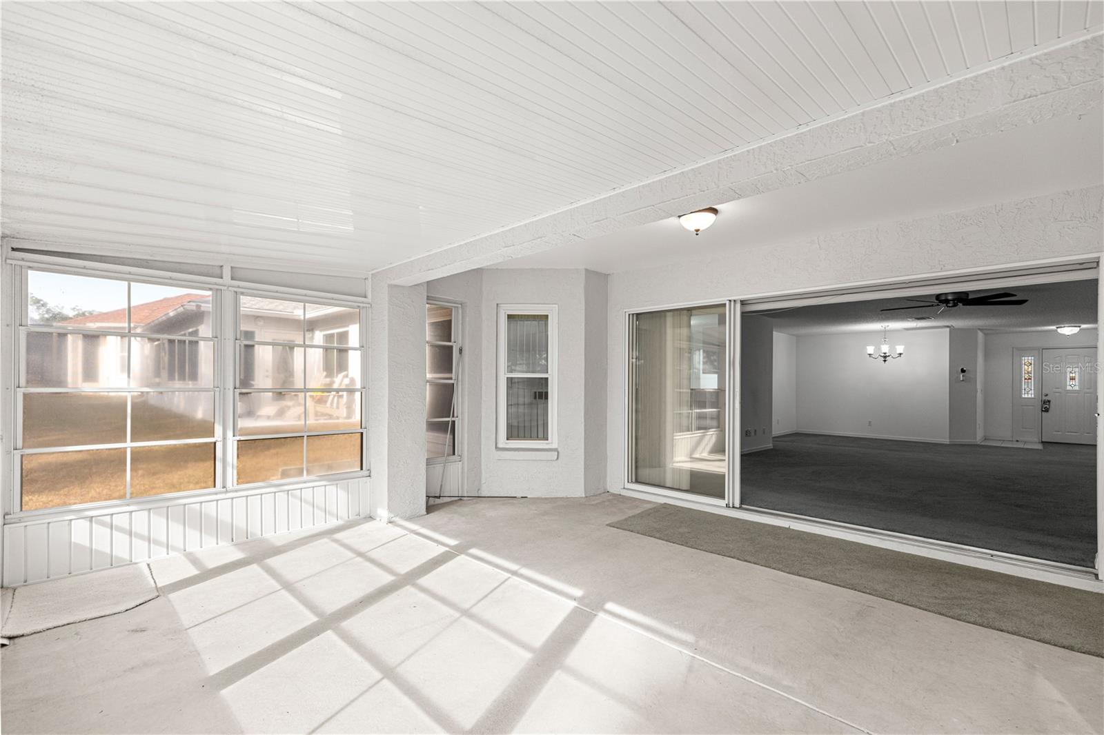 Image 17 of 46 For 9614 93rd Loop