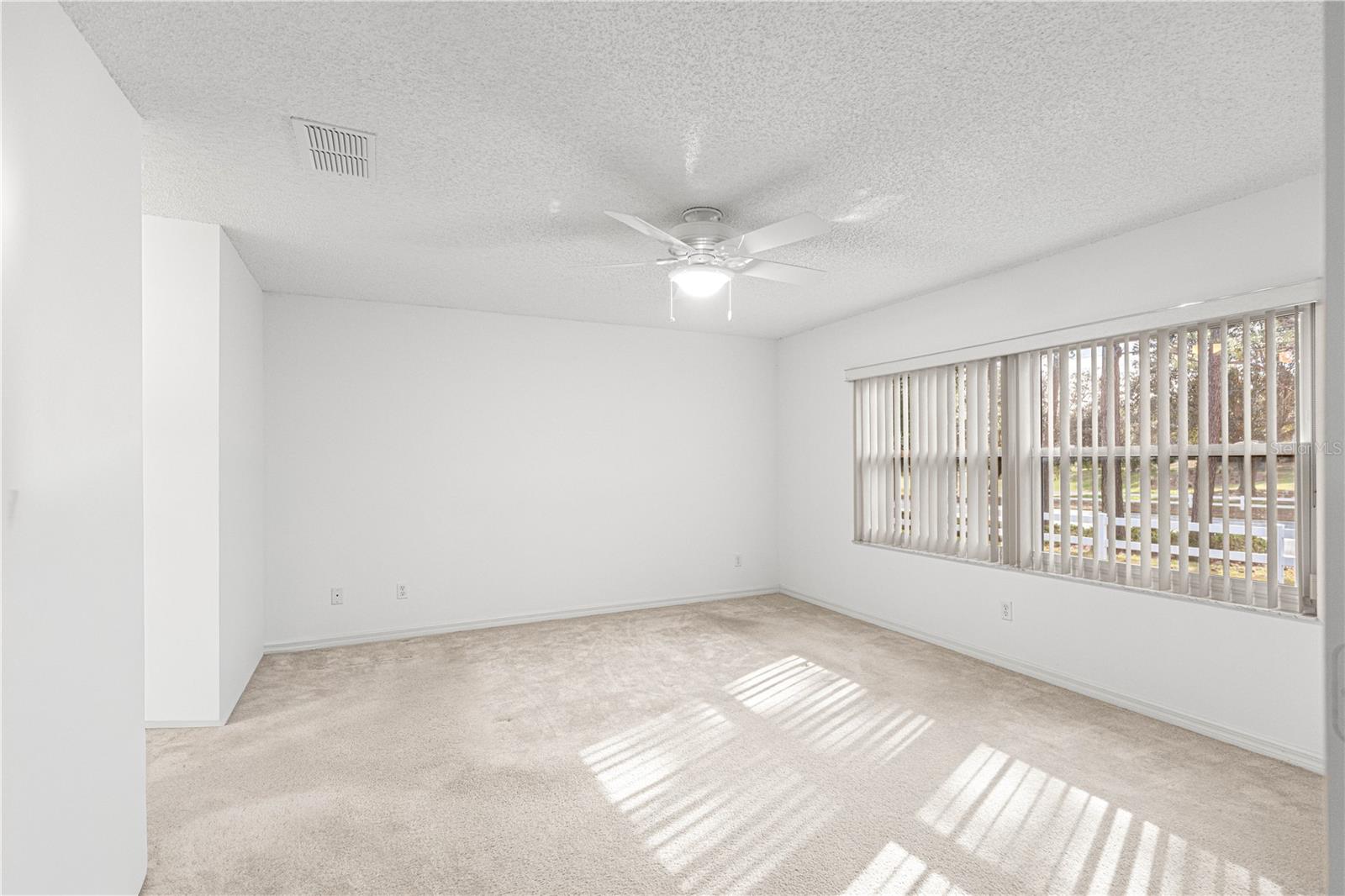 Image 25 of 46 For 9614 93rd Loop