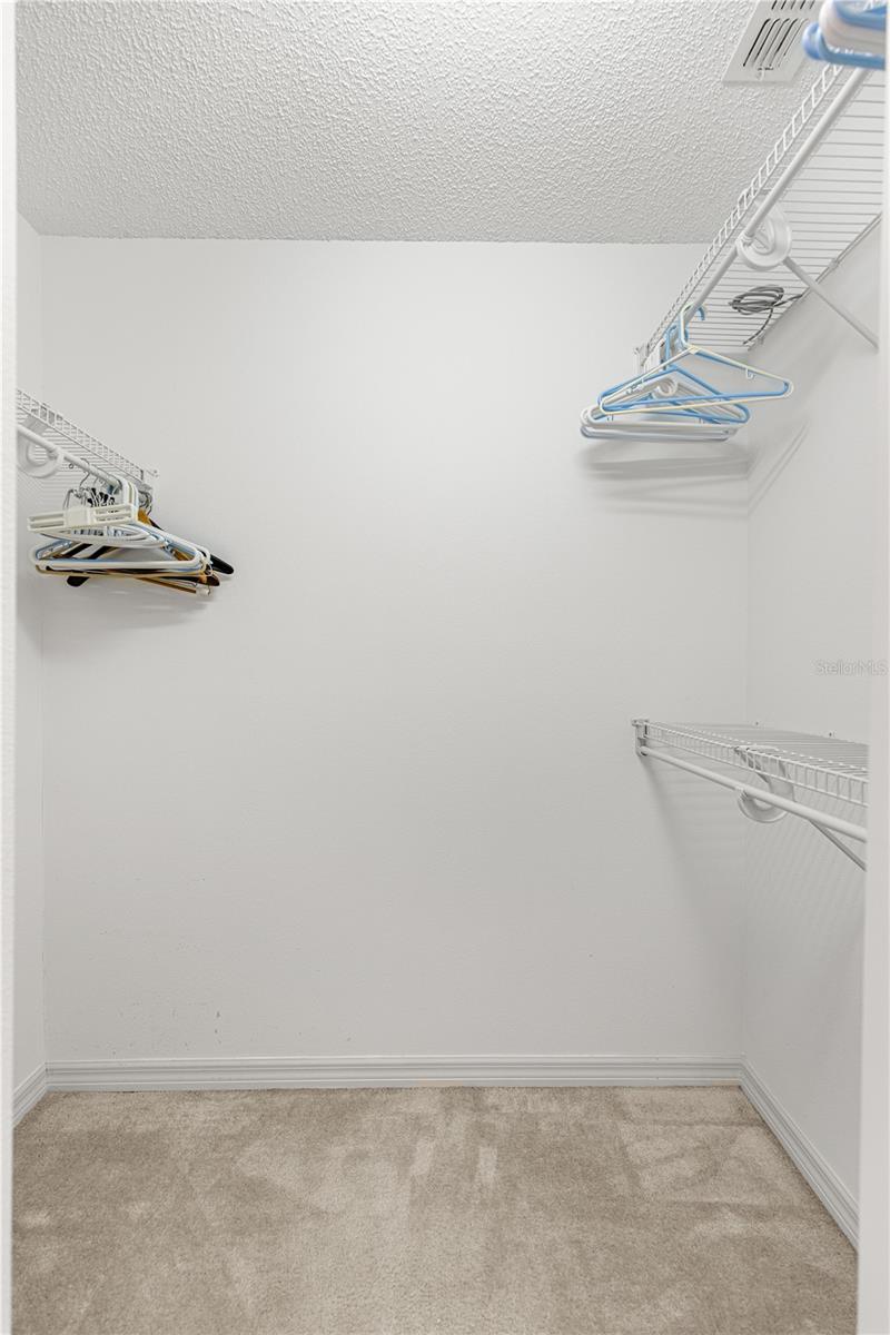 Image 29 of 46 For 9614 93rd Loop