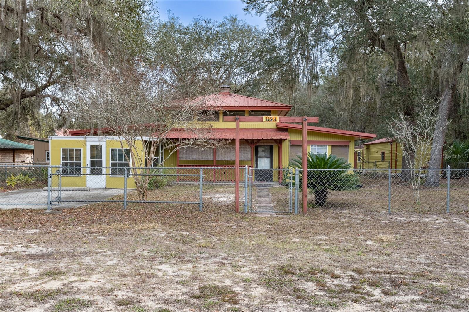 Image 5 of 57 For 621 165th Terrace