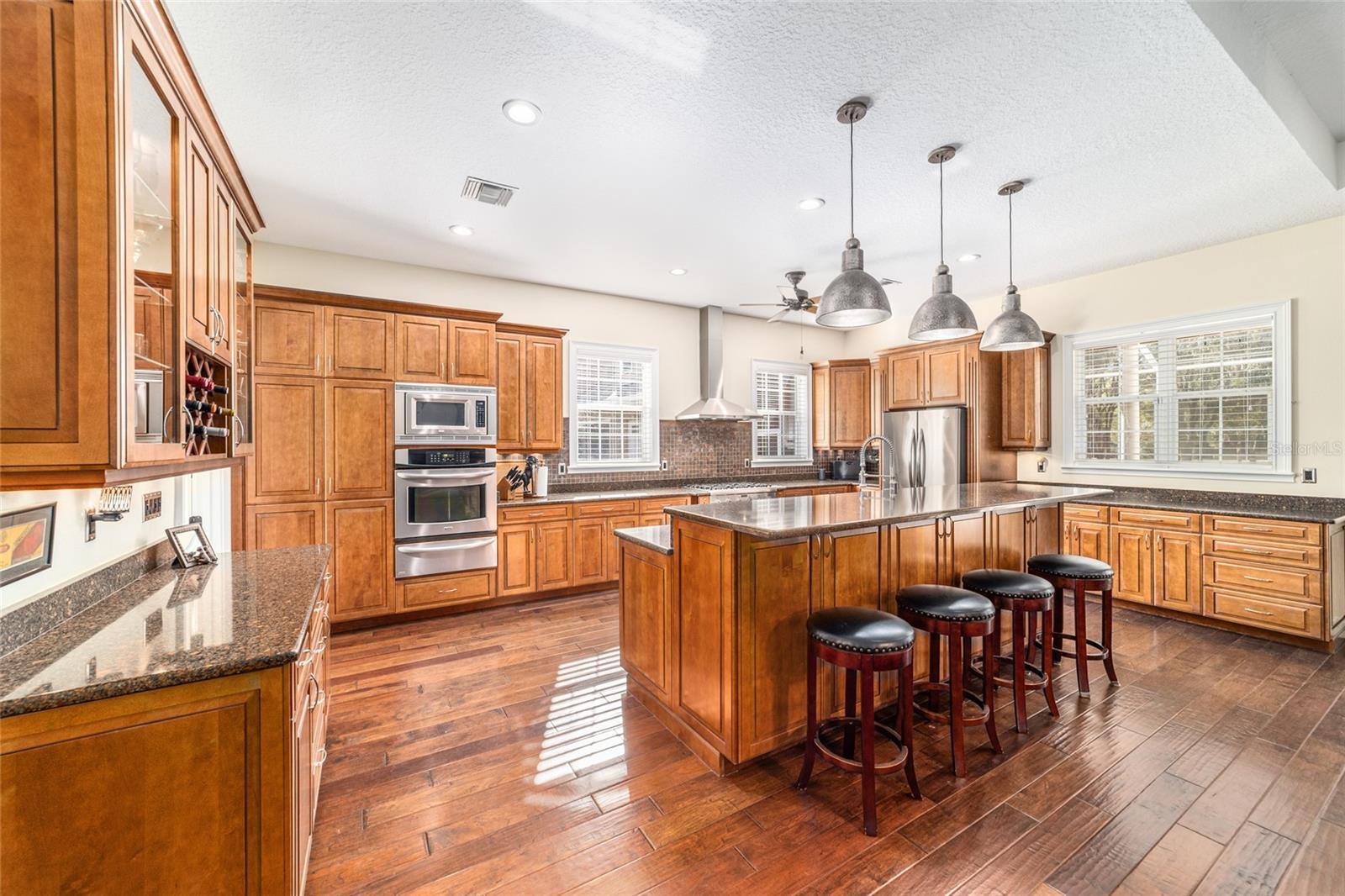 Image 22 of 72 For 7500 & 7520 162nd Court