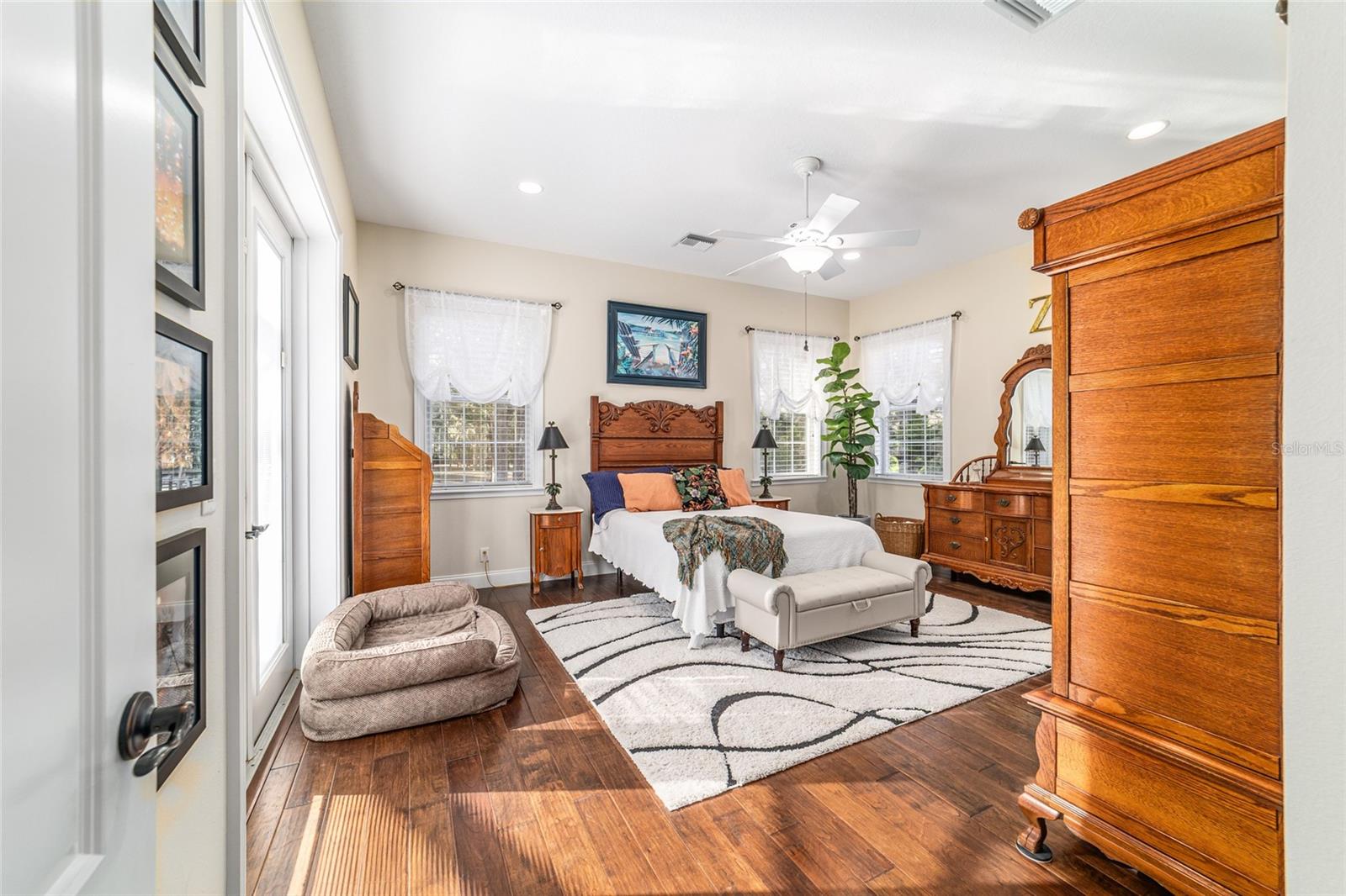 Image 29 of 72 For 7500 & 7520 162nd Court