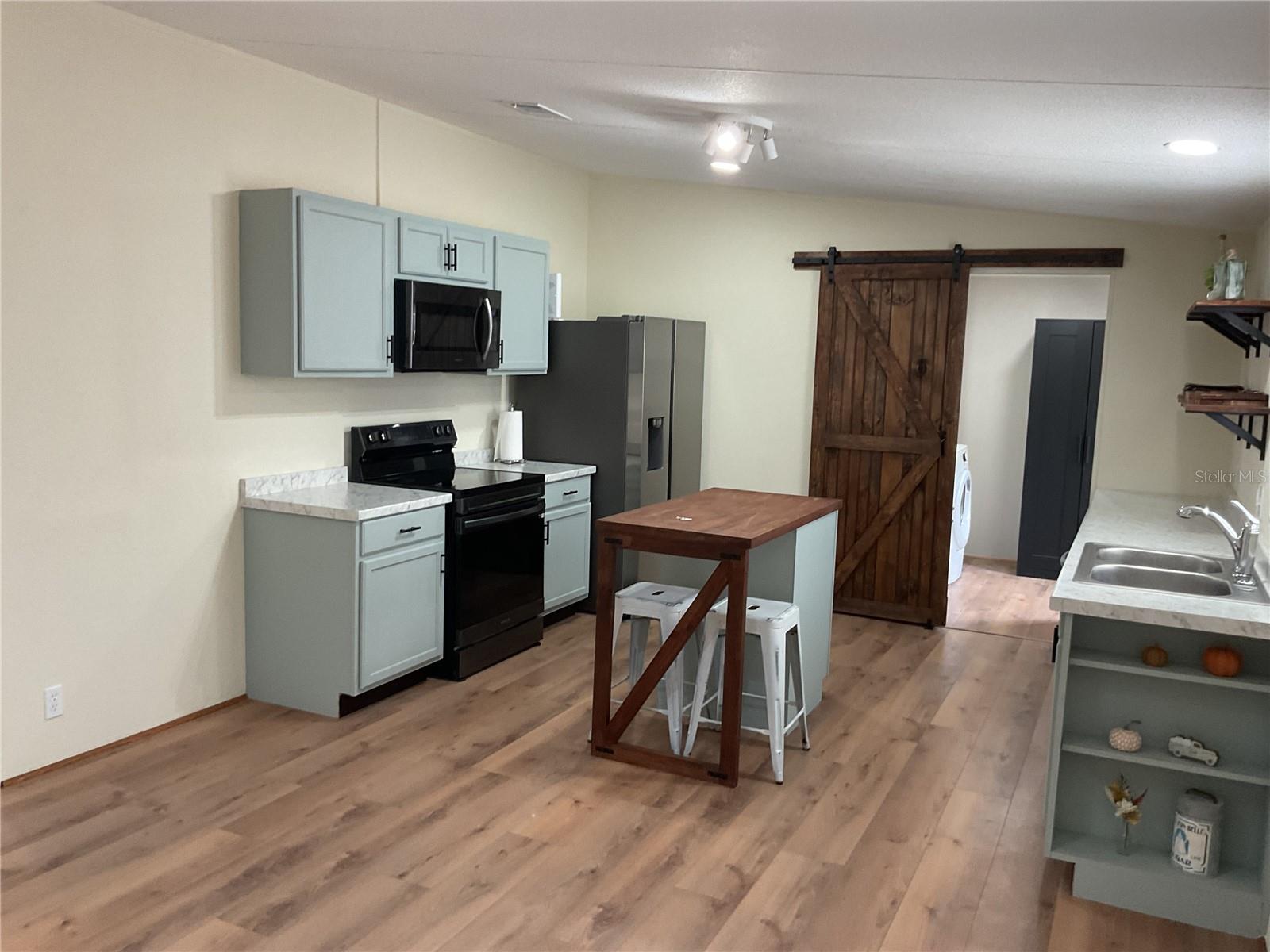 Image 20 of 43 For 90 132nd Terrace