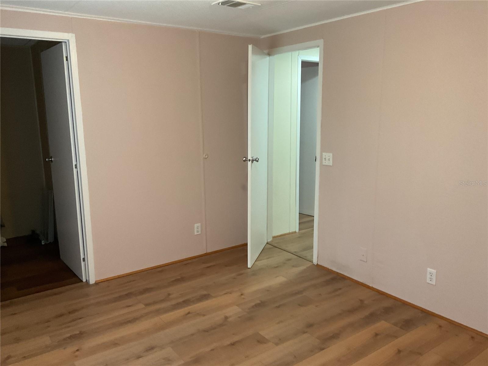 Image 27 of 43 For 90 132nd Terrace