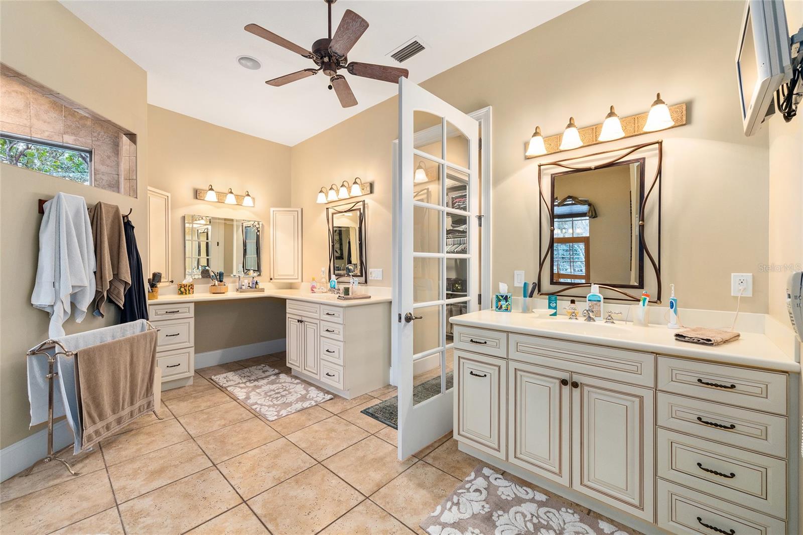 Image 20 of 66 For 2150 73rd Loop