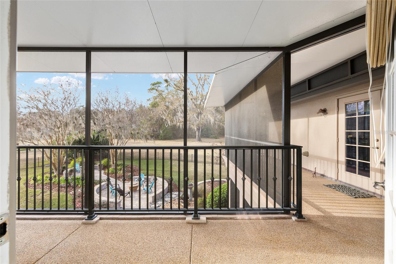 Image 43 of 66 For 2150 73rd Loop