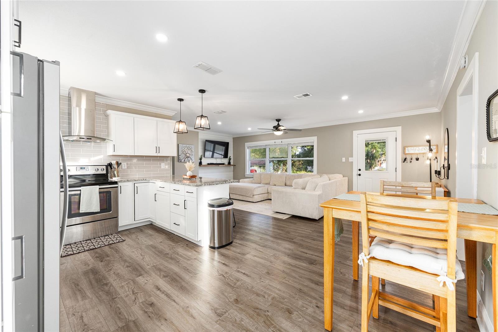 Image 16 of 37 For 524 31st Avenue