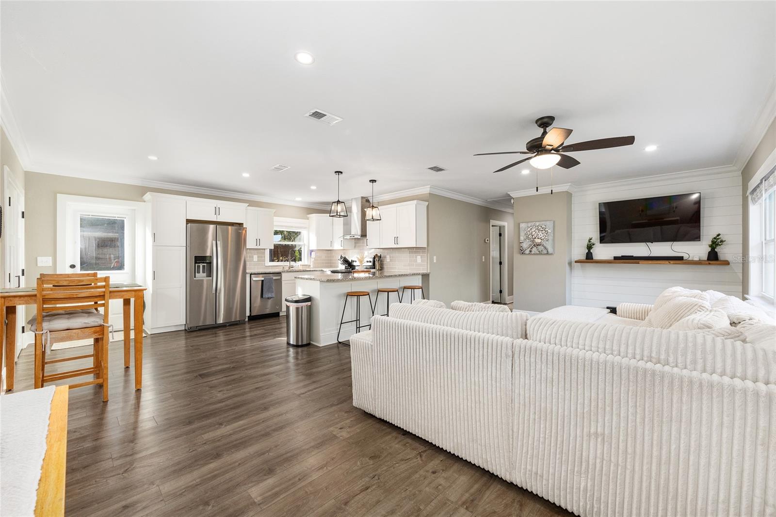 Image 9 of 37 For 524 31st Avenue