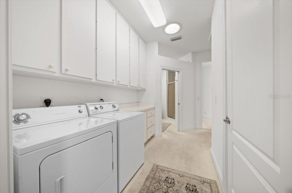 Image 21 of 60 For 4929 2nd Court