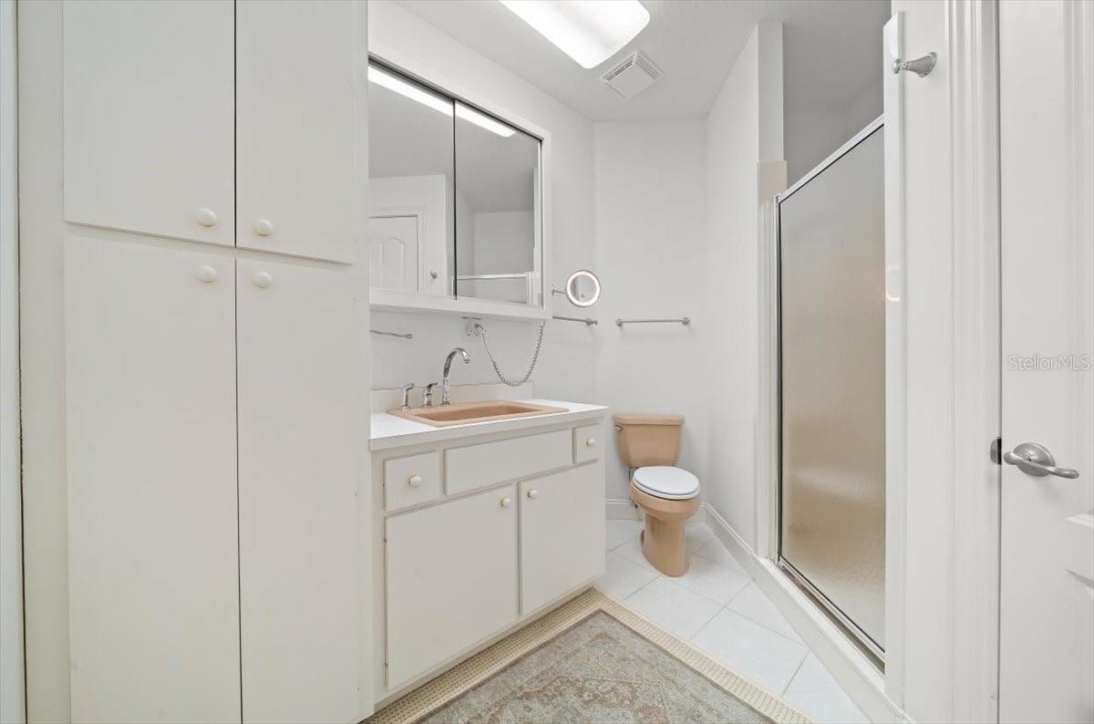 Image 22 of 60 For 4929 2nd Court