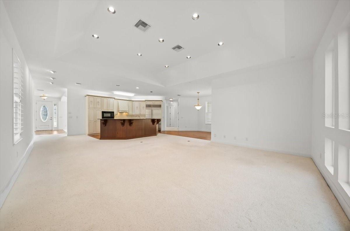 Image 39 of 60 For 4929 2nd Court