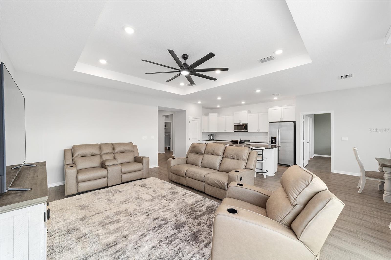 Image 10 of 45 For 7196 61st Place