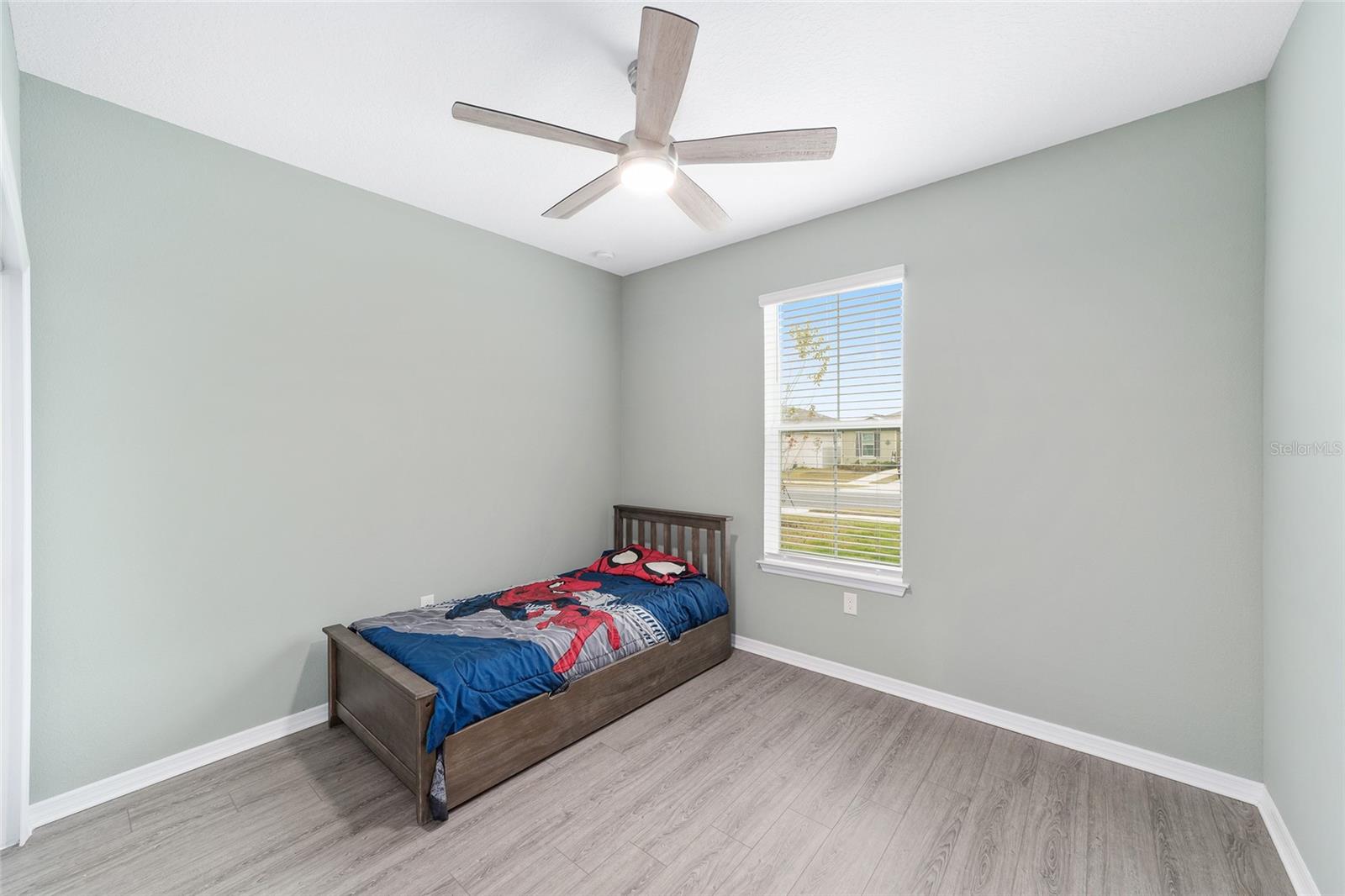 Image 27 of 45 For 7196 61st Place