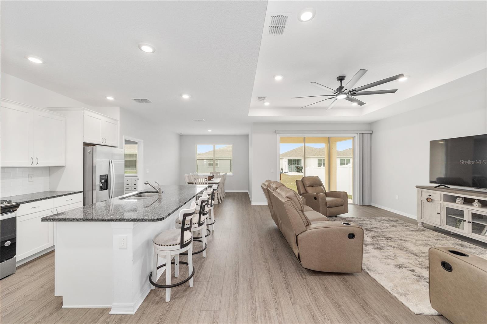 Image 7 of 45 For 7196 61st Place