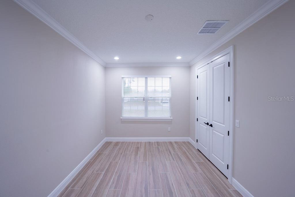 Image 12 of 42 For 15070 94th Terrace