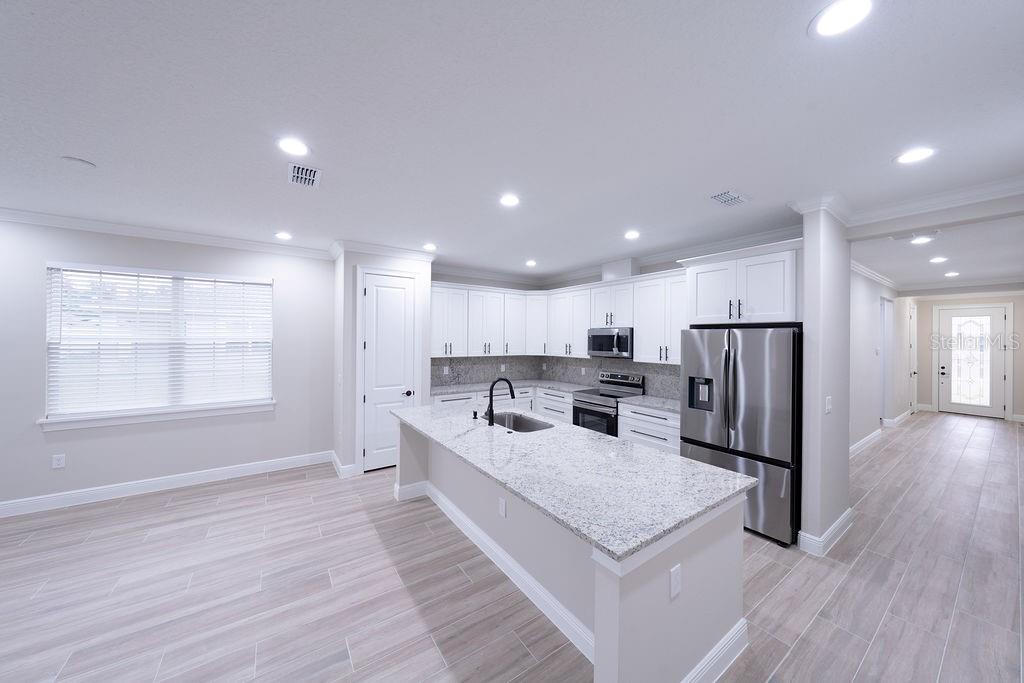 Image 19 of 42 For 15070 94th Terrace