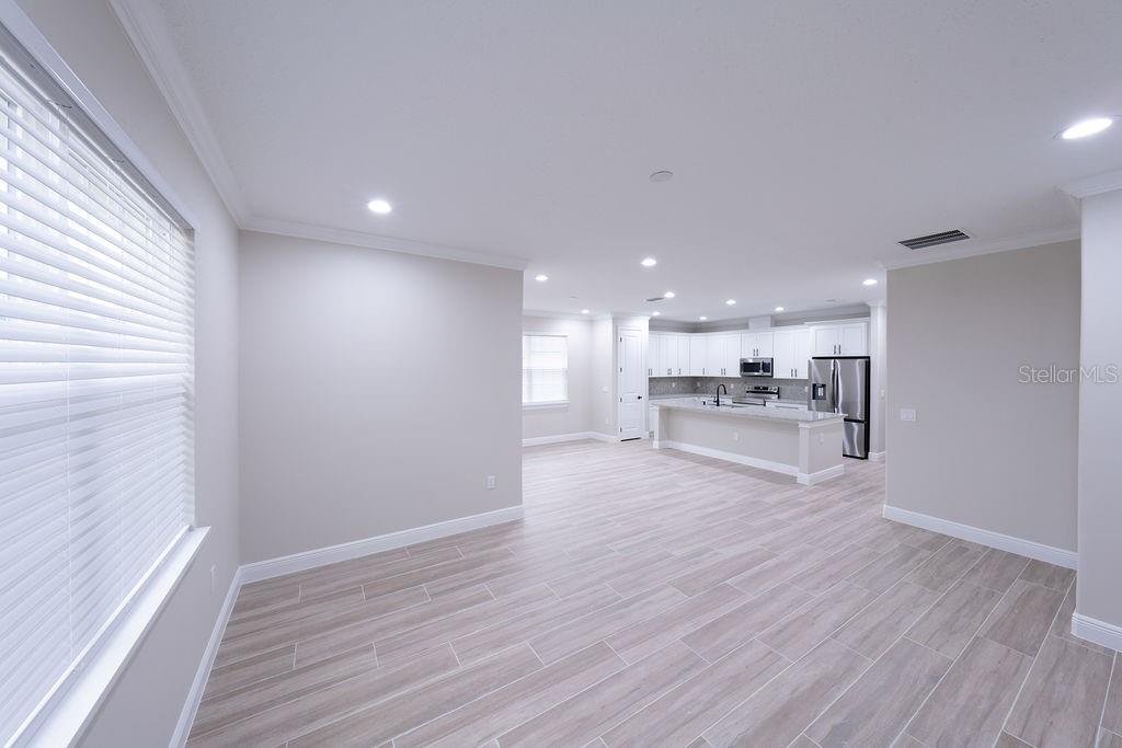 Image 3 of 42 For 15070 94th Terrace