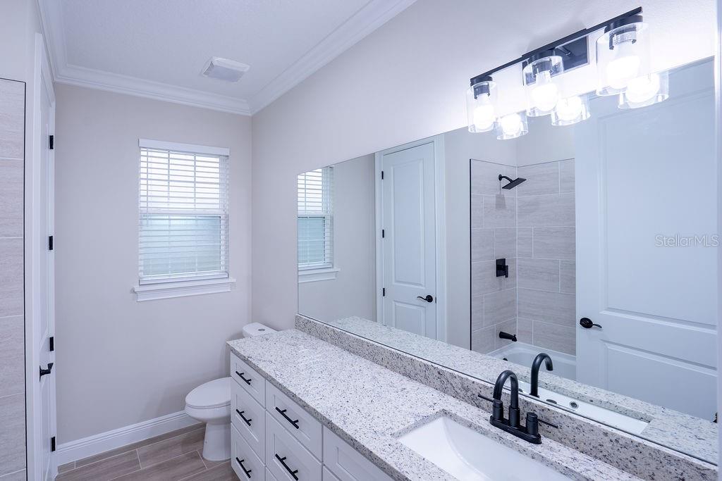 Image 9 of 42 For 15070 94th Terrace