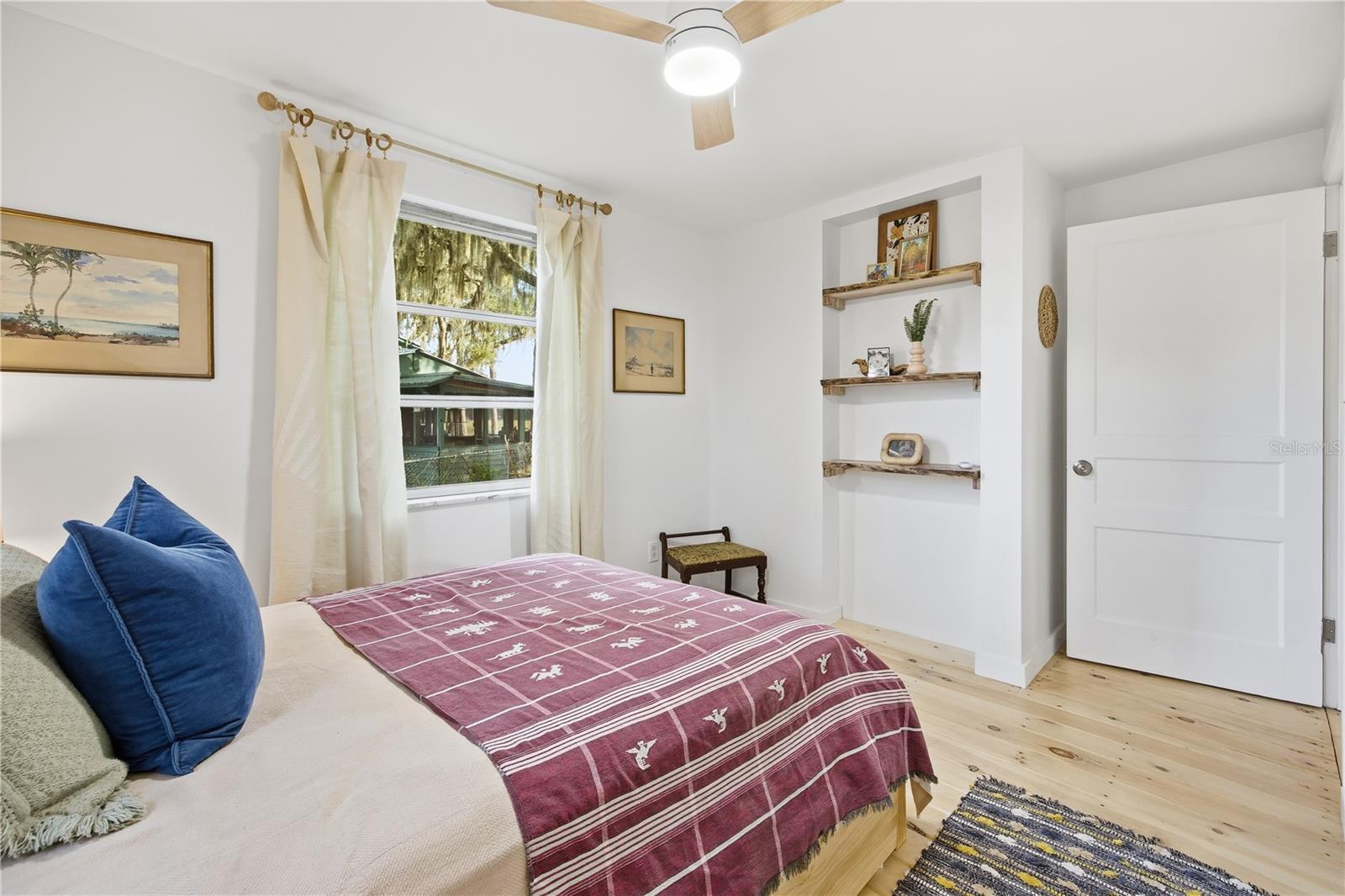 Image 15 of 30 For 23422 154th Place Road