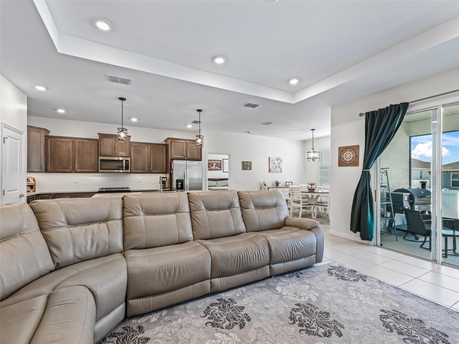 Image 19 of 50 For 7206 60th Lane