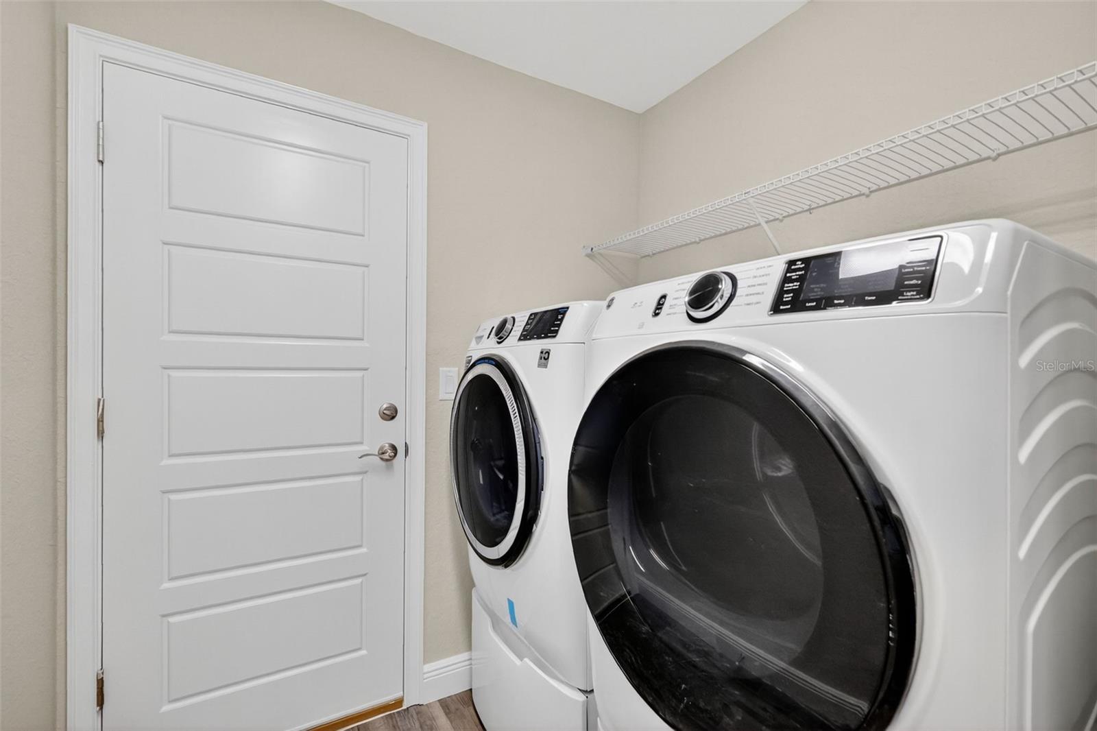 Image 20 of 25 For 7180 Hemlock Loop