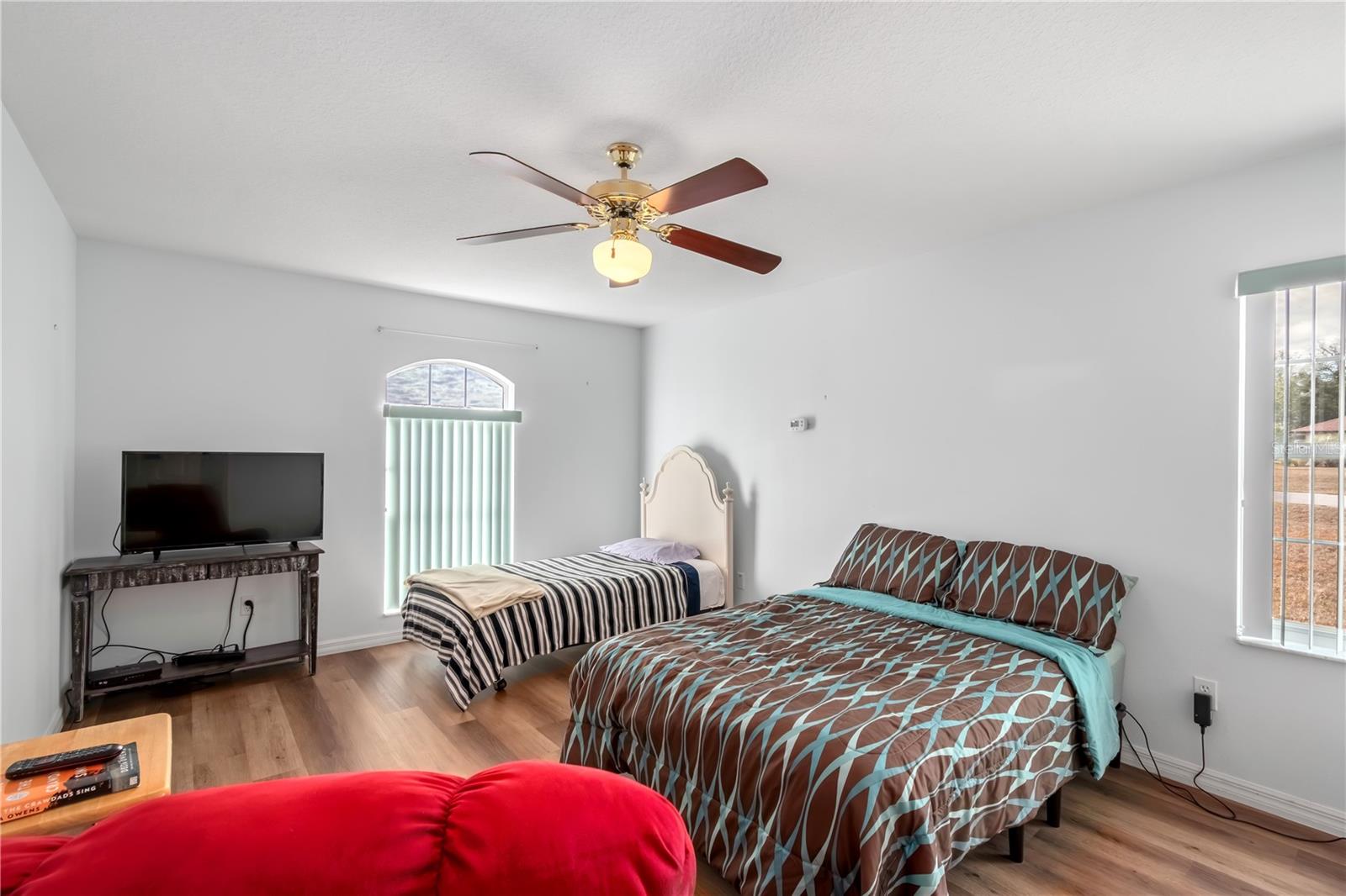 Image 20 of 31 For 6223 80th Street