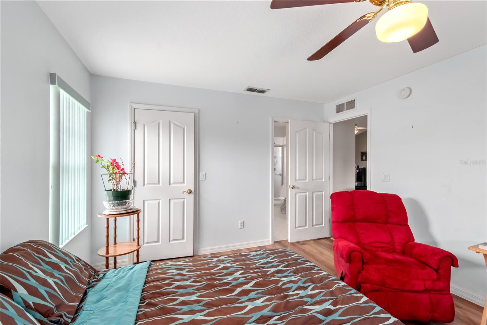 Image 21 of 31 For 6223 80th Street