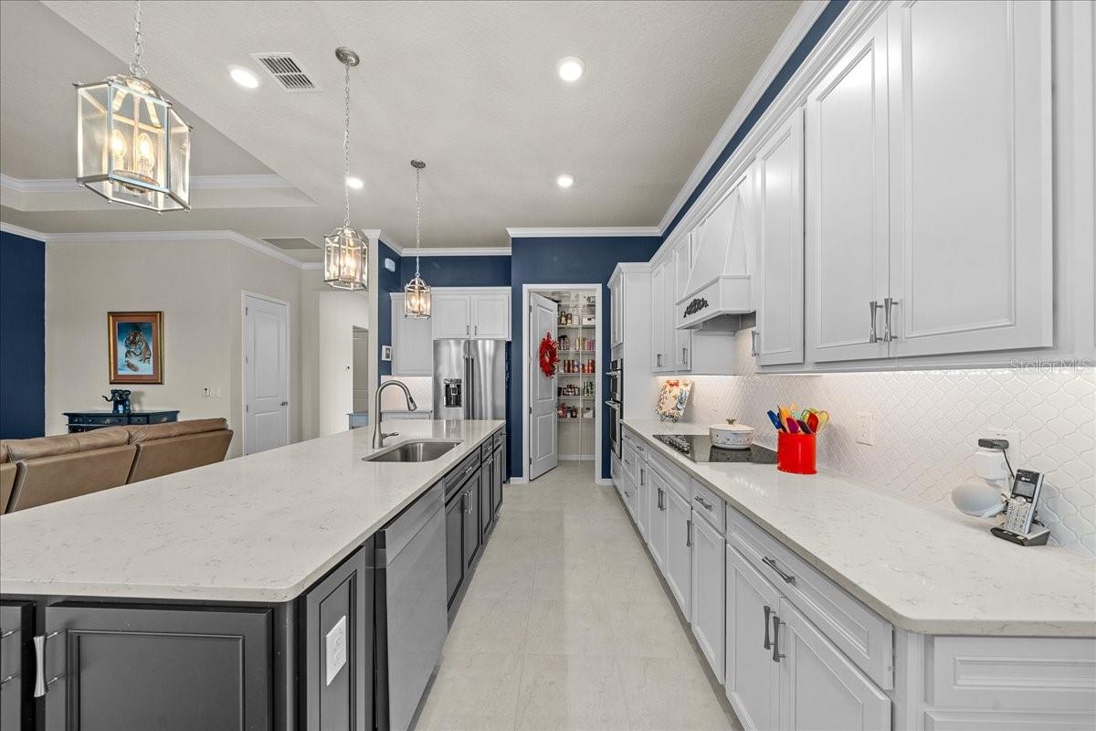 Image 25 of 98 For 5770 93rd Court