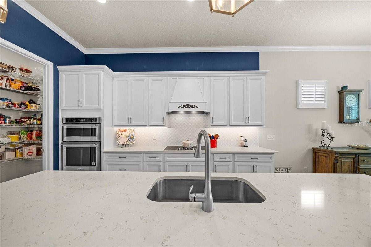 Image 28 of 98 For 5770 93rd Court