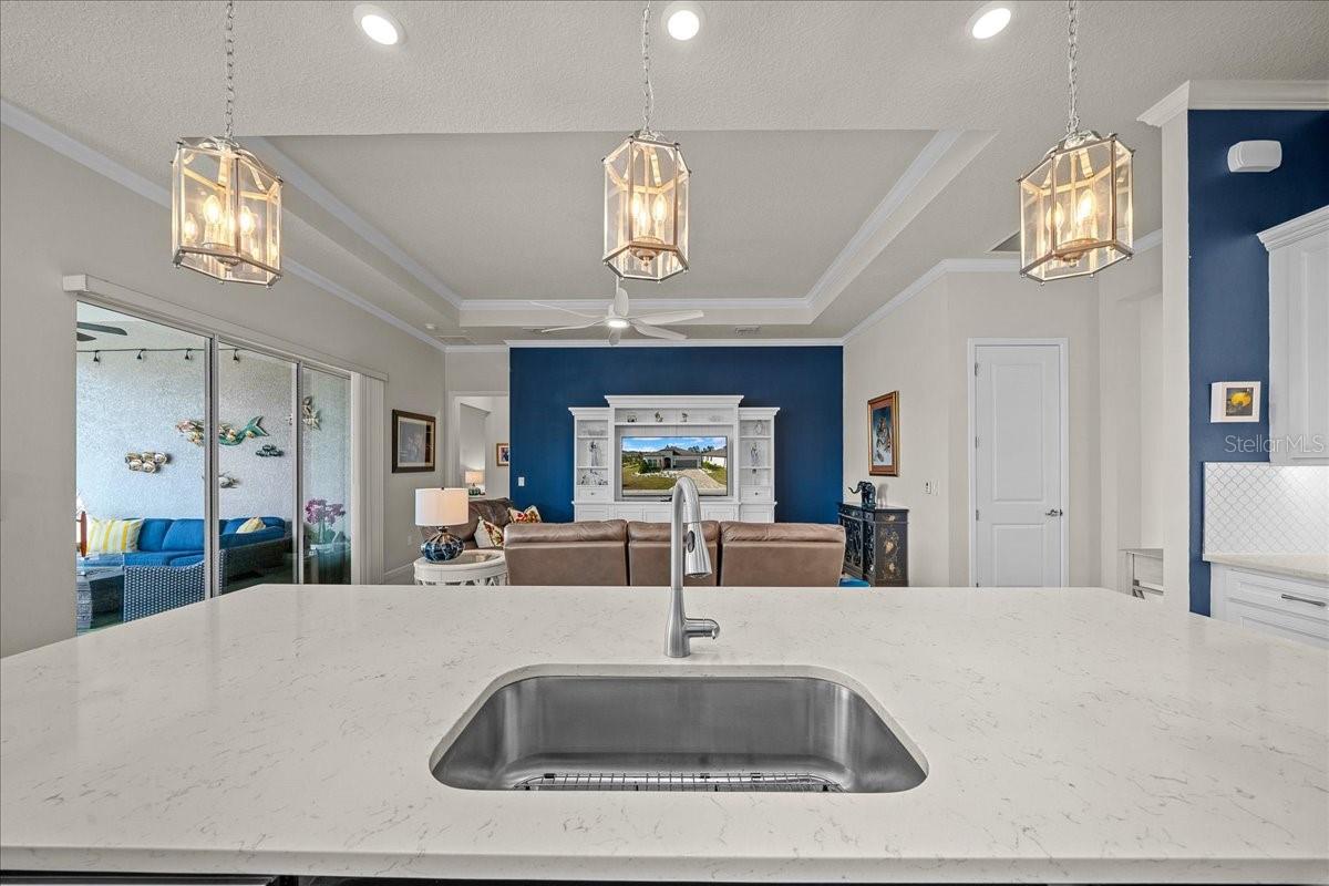 Image 29 of 98 For 5770 93rd Court