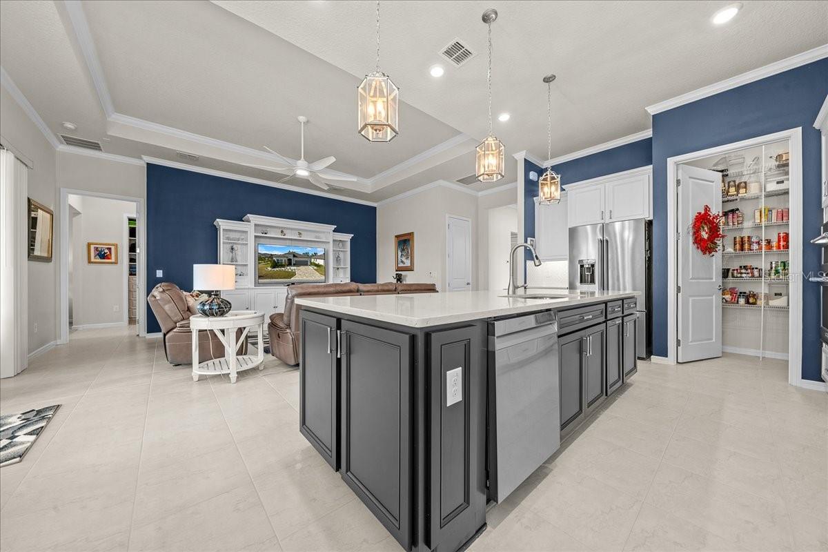 Image 32 of 98 For 5770 93rd Court