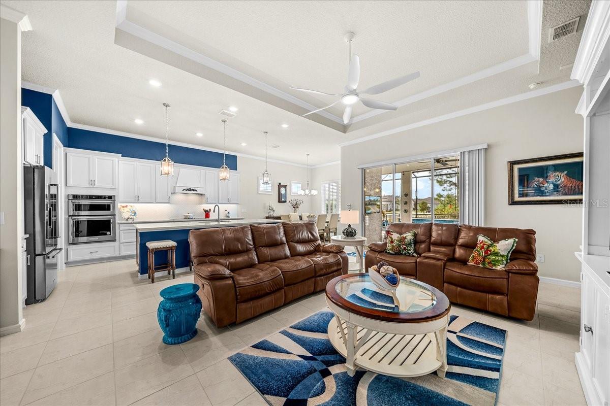 Image 33 of 98 For 5770 93rd Court