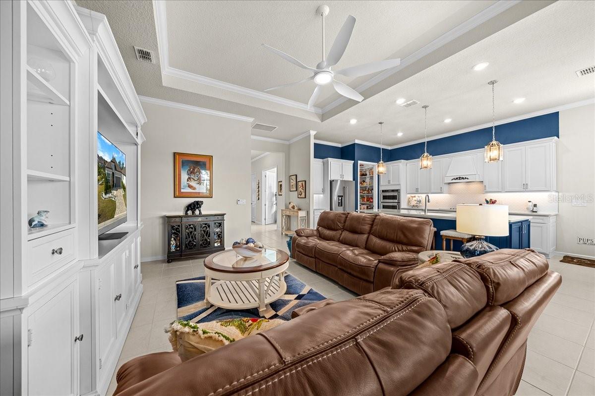 Image 34 of 98 For 5770 93rd Court