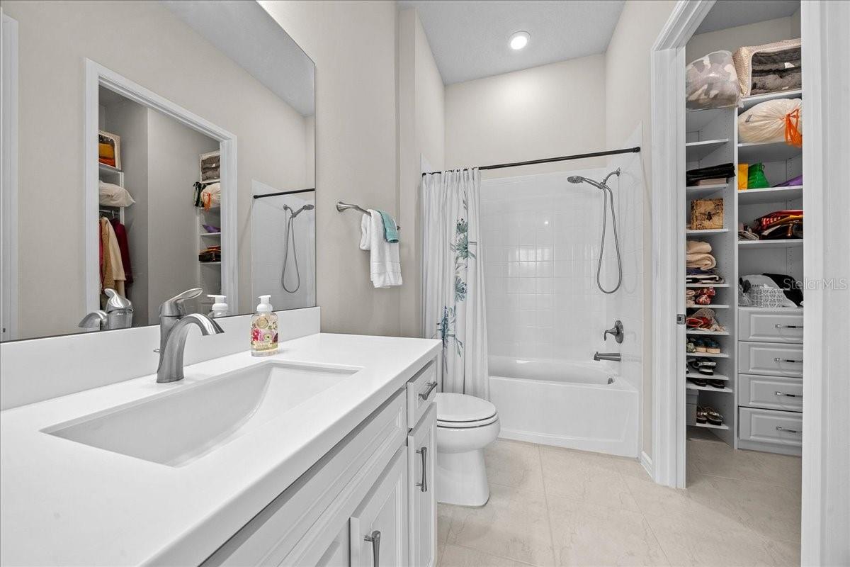 Image 58 of 98 For 5770 93rd Court