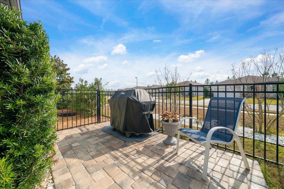 Image 80 of 98 For 5770 93rd Court