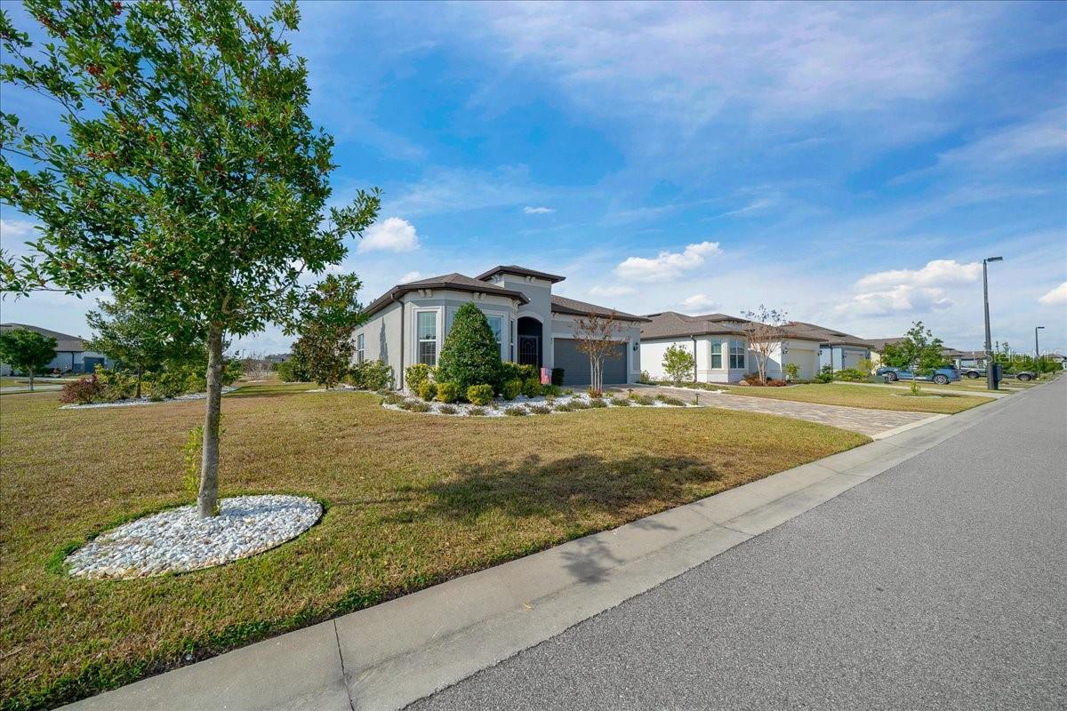 Image 9 of 98 For 5770 93rd Court