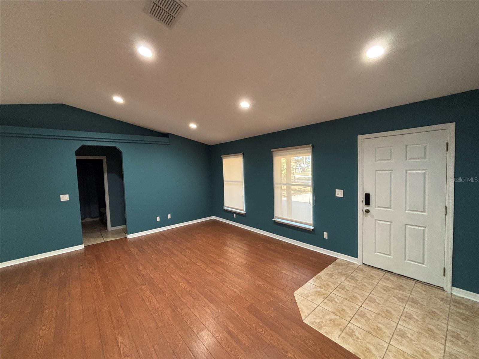 Image 12 of 31 For 13014 5th Place