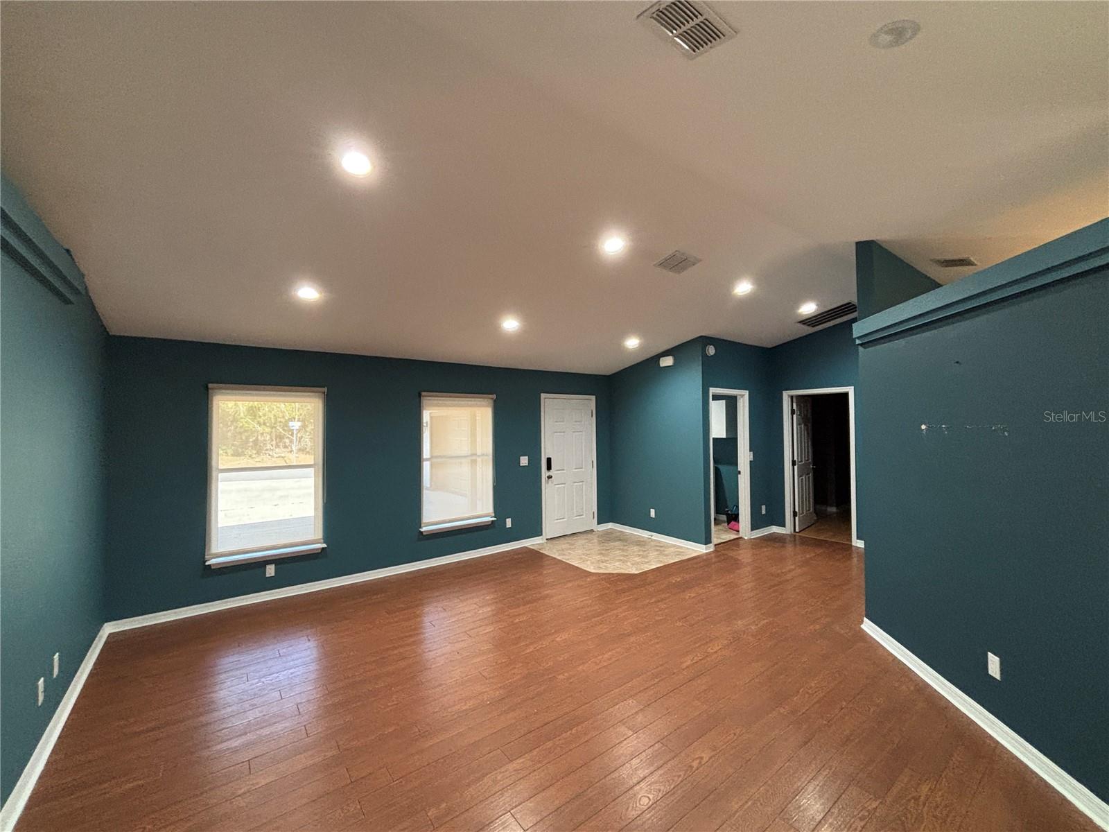 Image 15 of 31 For 13014 5th Place