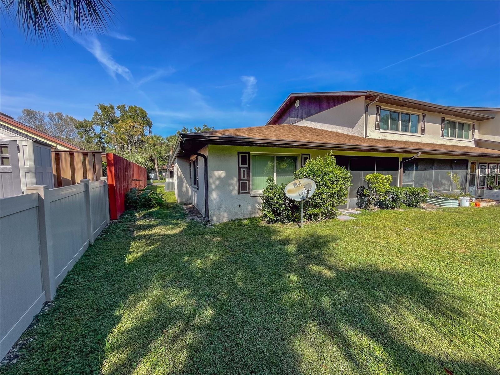 Image 26 of 27 For 63 Douglas Street 11