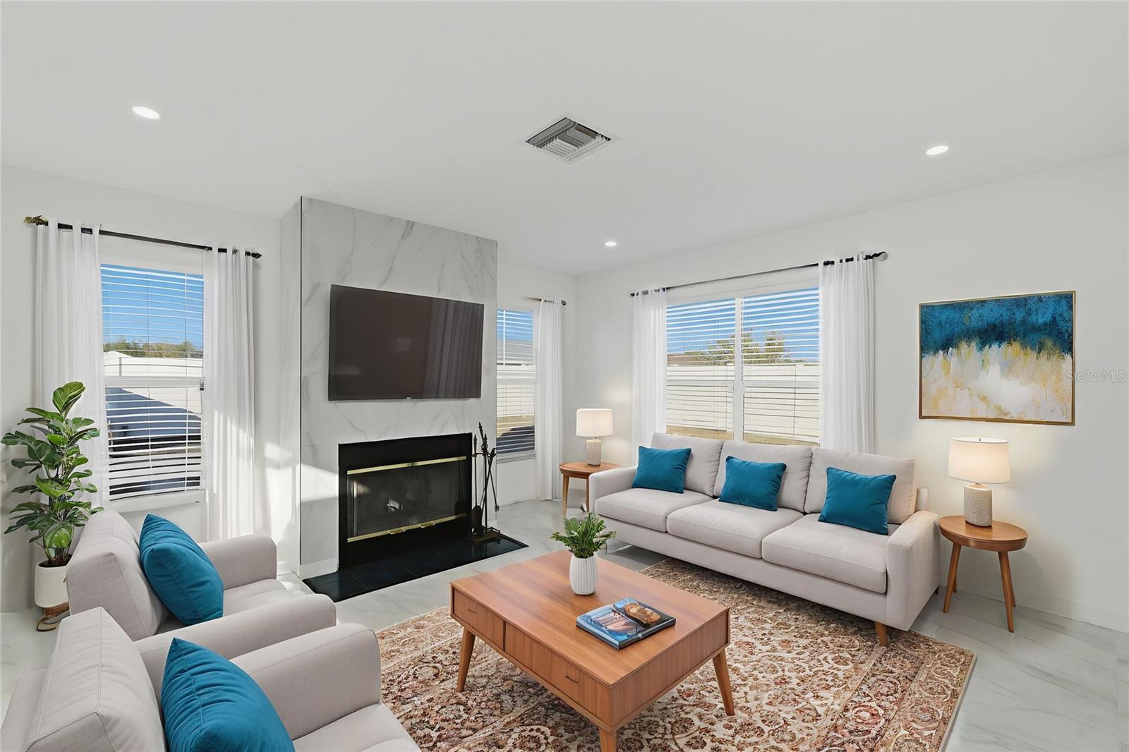 Image 19 of 25 For 16190 16th Court