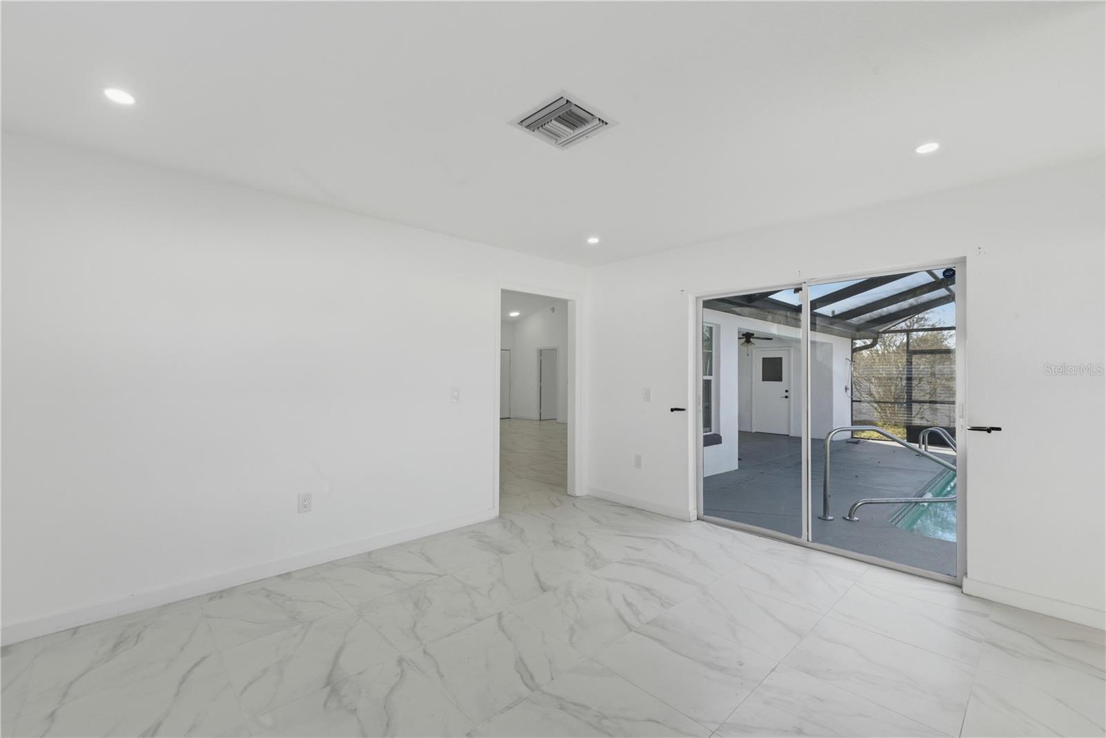 Image 20 of 25 For 16190 16th Court