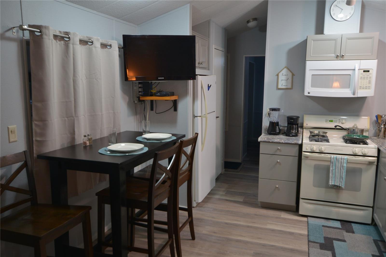 Image 7 of 18 For 25144 140th Loop