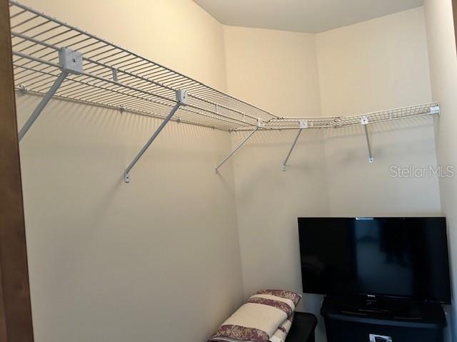 Image 32 of 48 For 17403 27th Court Rd