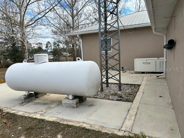 Image 7 of 48 For 17403 27th Court Rd