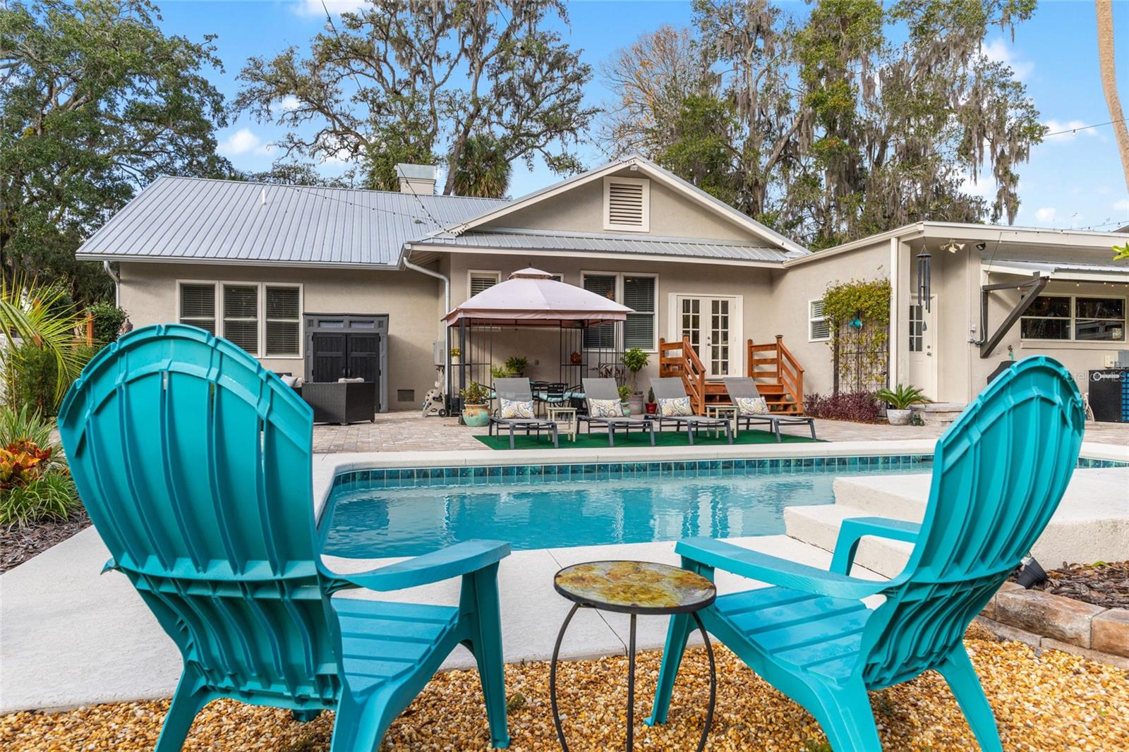 Image 11 of 100 For 1037 9th Avenue