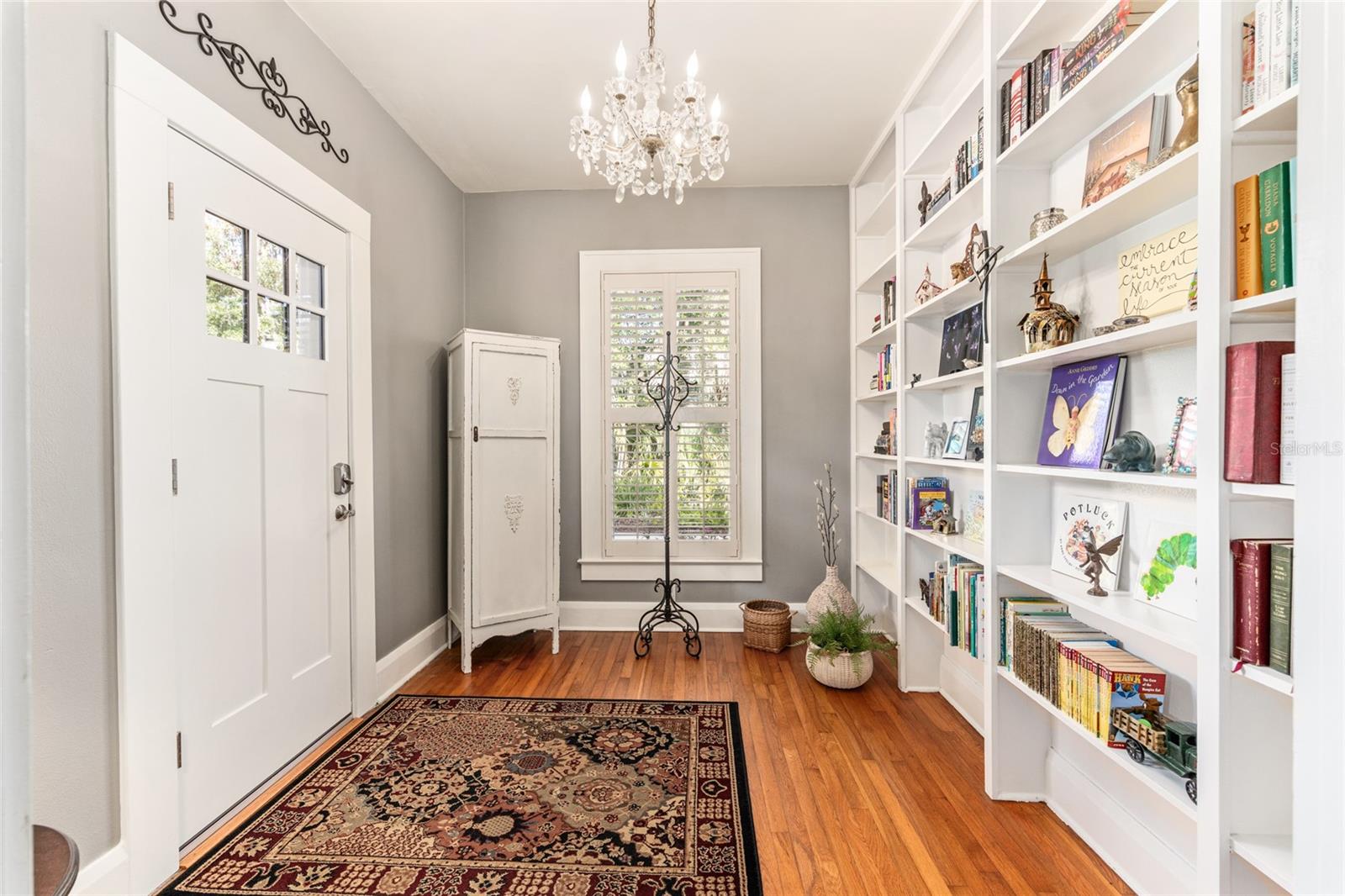 Image 13 of 100 For 1037 9th Avenue