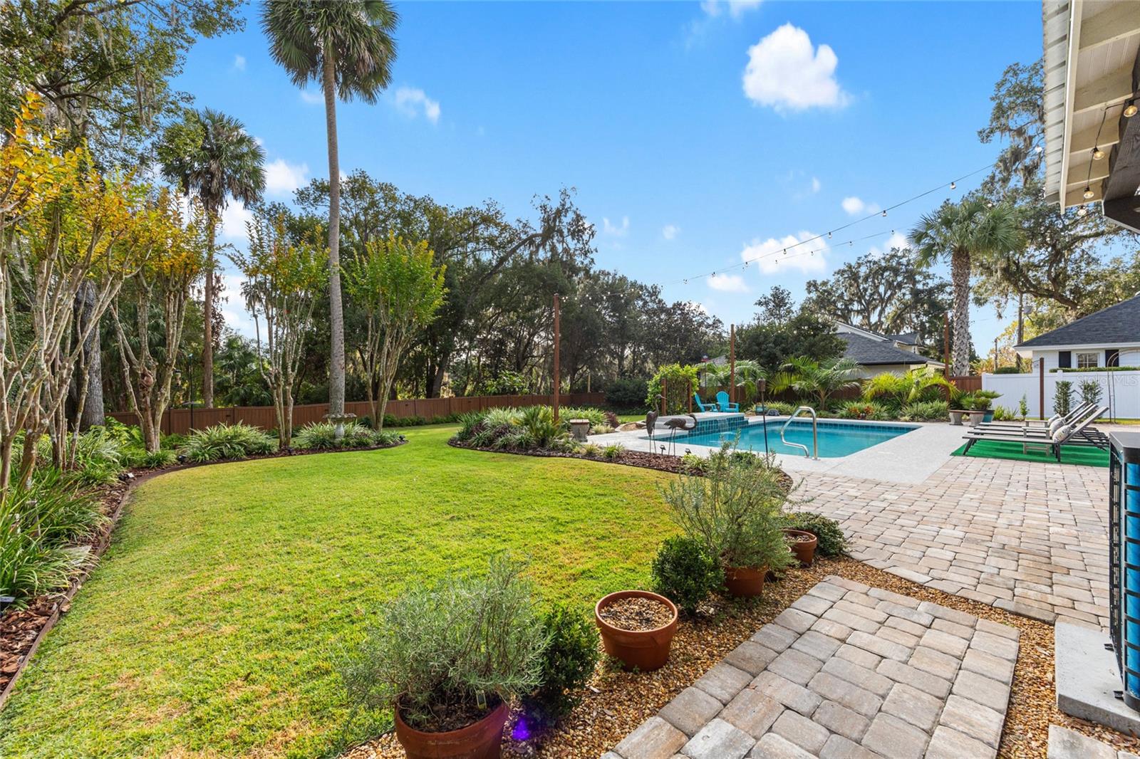 Image 2 of 100 For 1037 9th Avenue