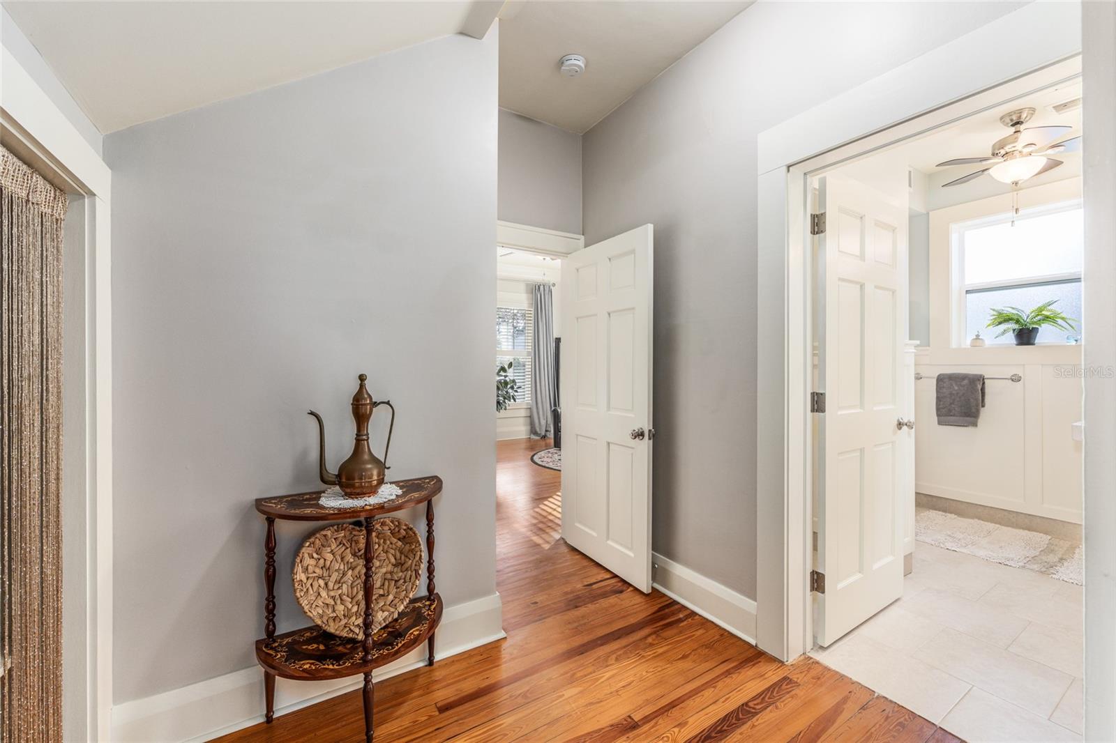 Image 24 of 100 For 1037 9th Avenue