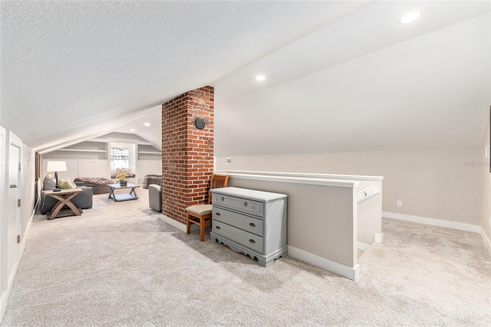 Image 52 of 100 For 1037 9th Avenue